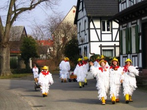 Eierbetteln am Rosenmontag in Linx